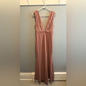 Chic Sleeveless Maxi Dress